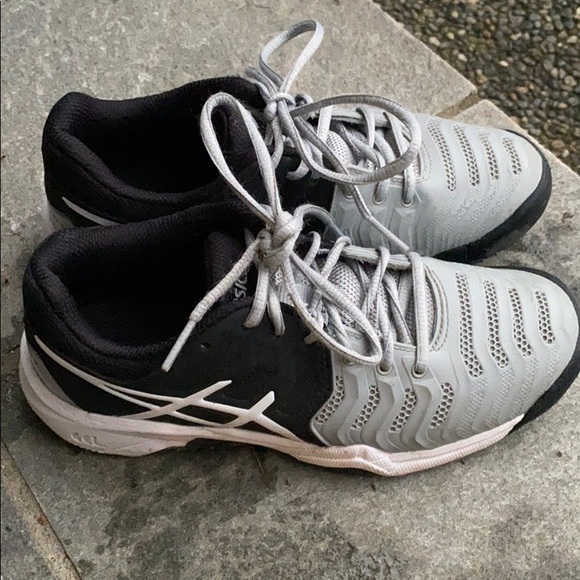 TENNIS SHOES: Asics Gel Resolution 7, size 2 - Picture 2 of 5